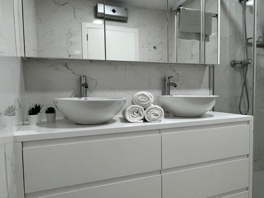 Apartamento Confot / SBHome Noia Bagian luar foto
